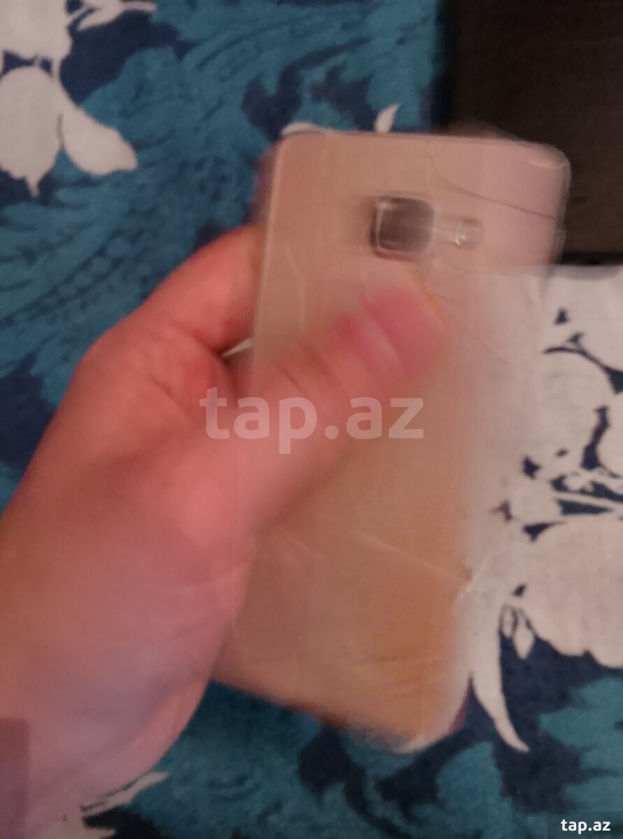 Samsung Galaxy A3 (2016) Gold 16GB/1.5GB (5)