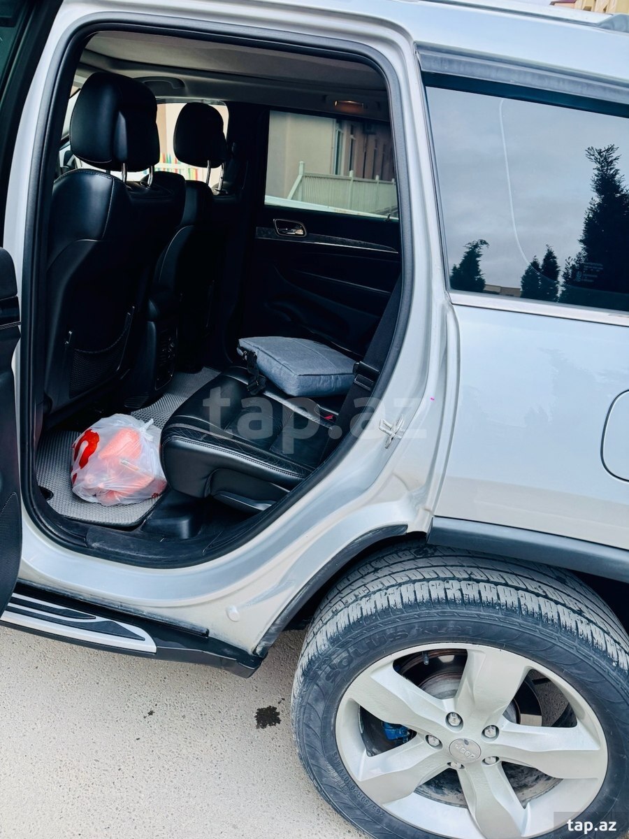 Jeep Grand Cherokee, 2011 il (7)