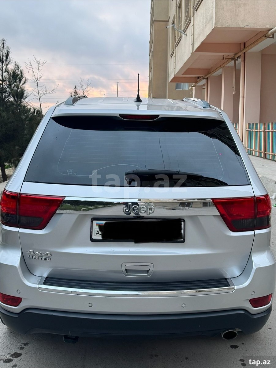 Jeep Grand Cherokee, 2011 il (13)