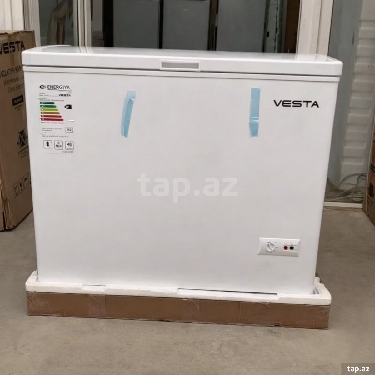 Dondurucu Vesta VFC300 250L