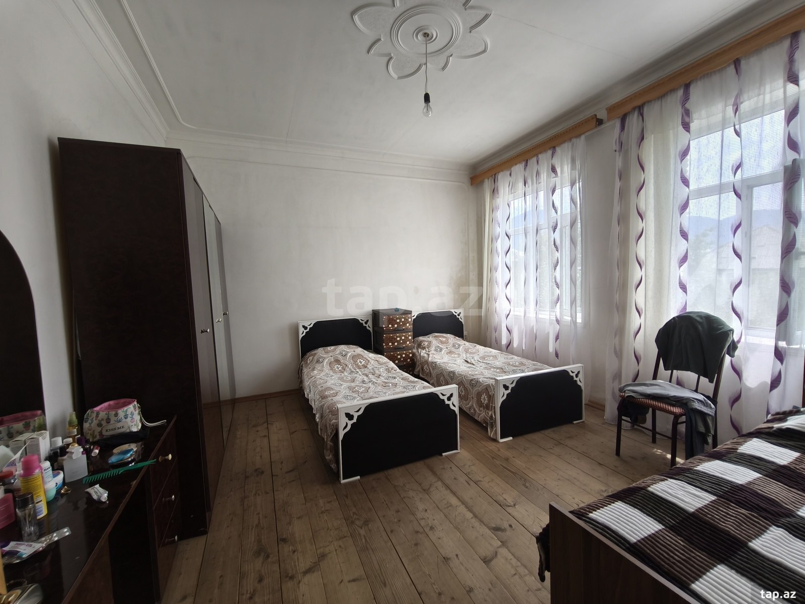 Həyət evi, Anar Həmidov küç. (2)