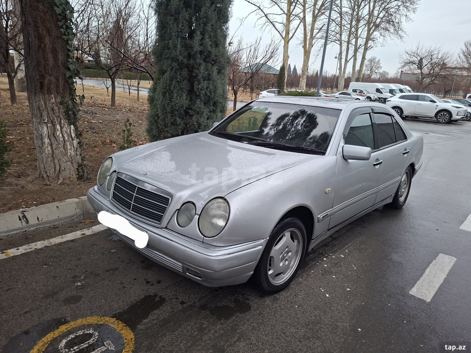 Mercedes E 220, 1998 il
