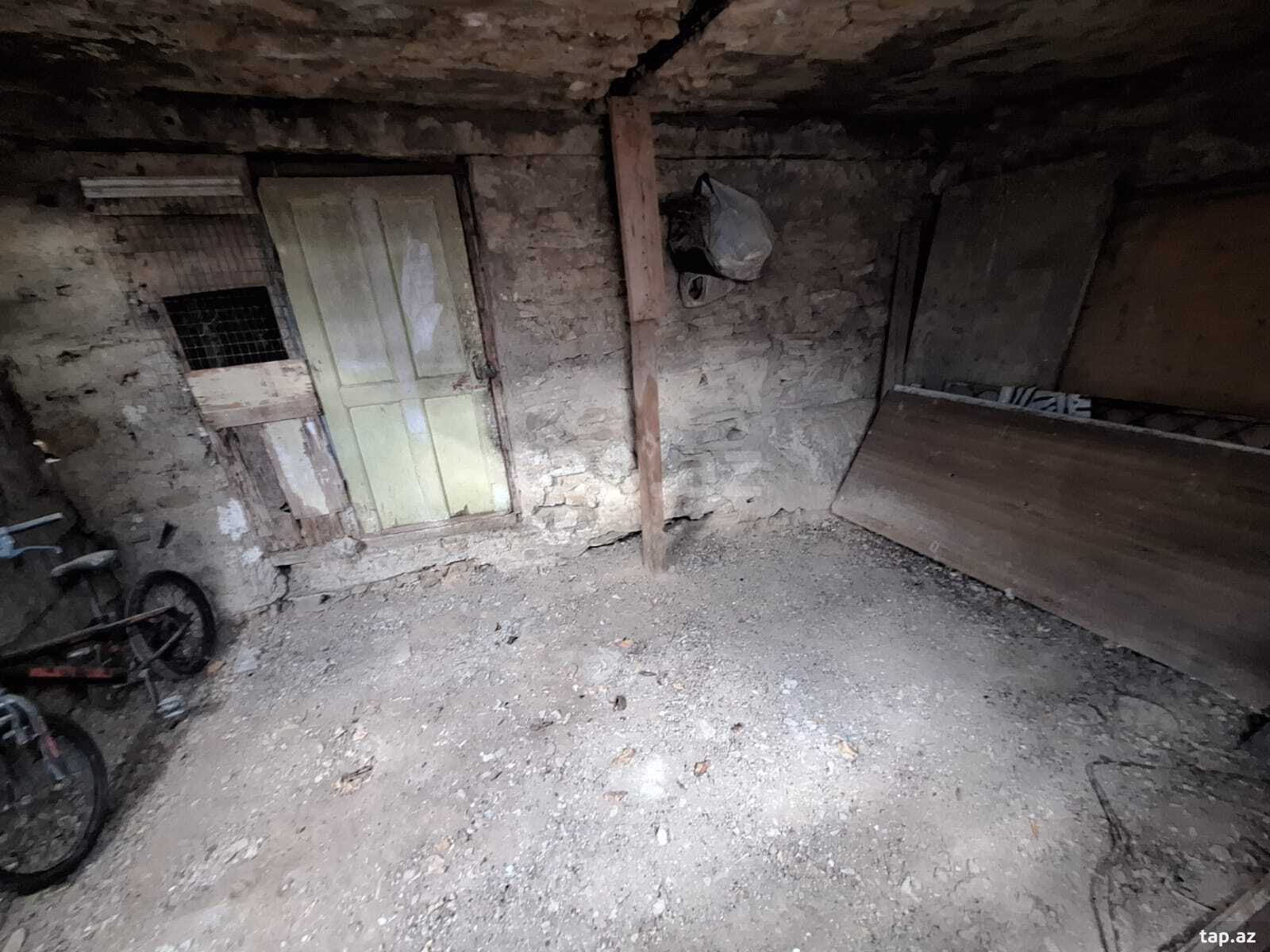 Həyət evi, E.Süleymanov küç.