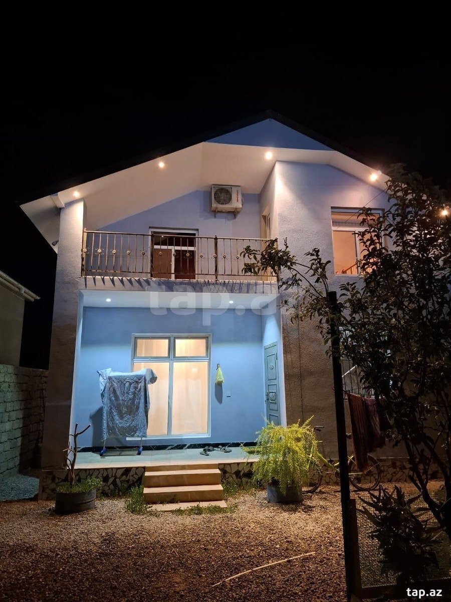 Həyət evi, Binə qəs. (18)