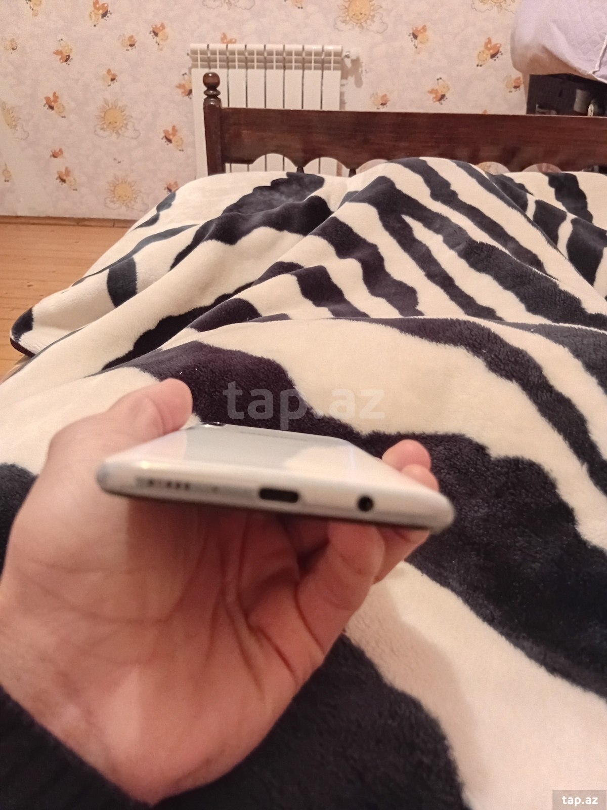 Samsung Galaxy A50 White 64GB/4GB (3)