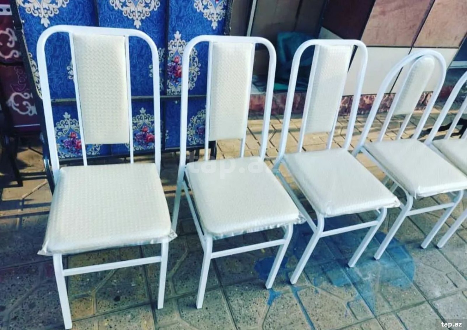 Masa və oturacaqlar (23)