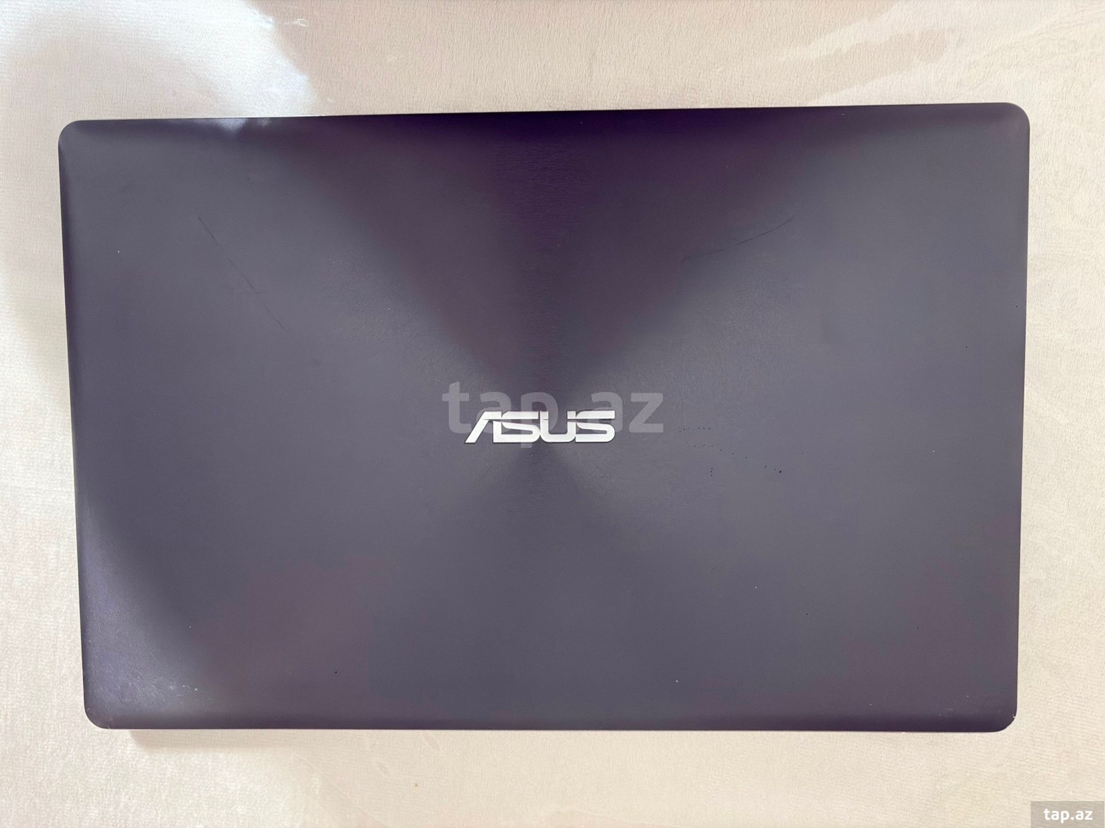 Noutbuk ASUS X550C