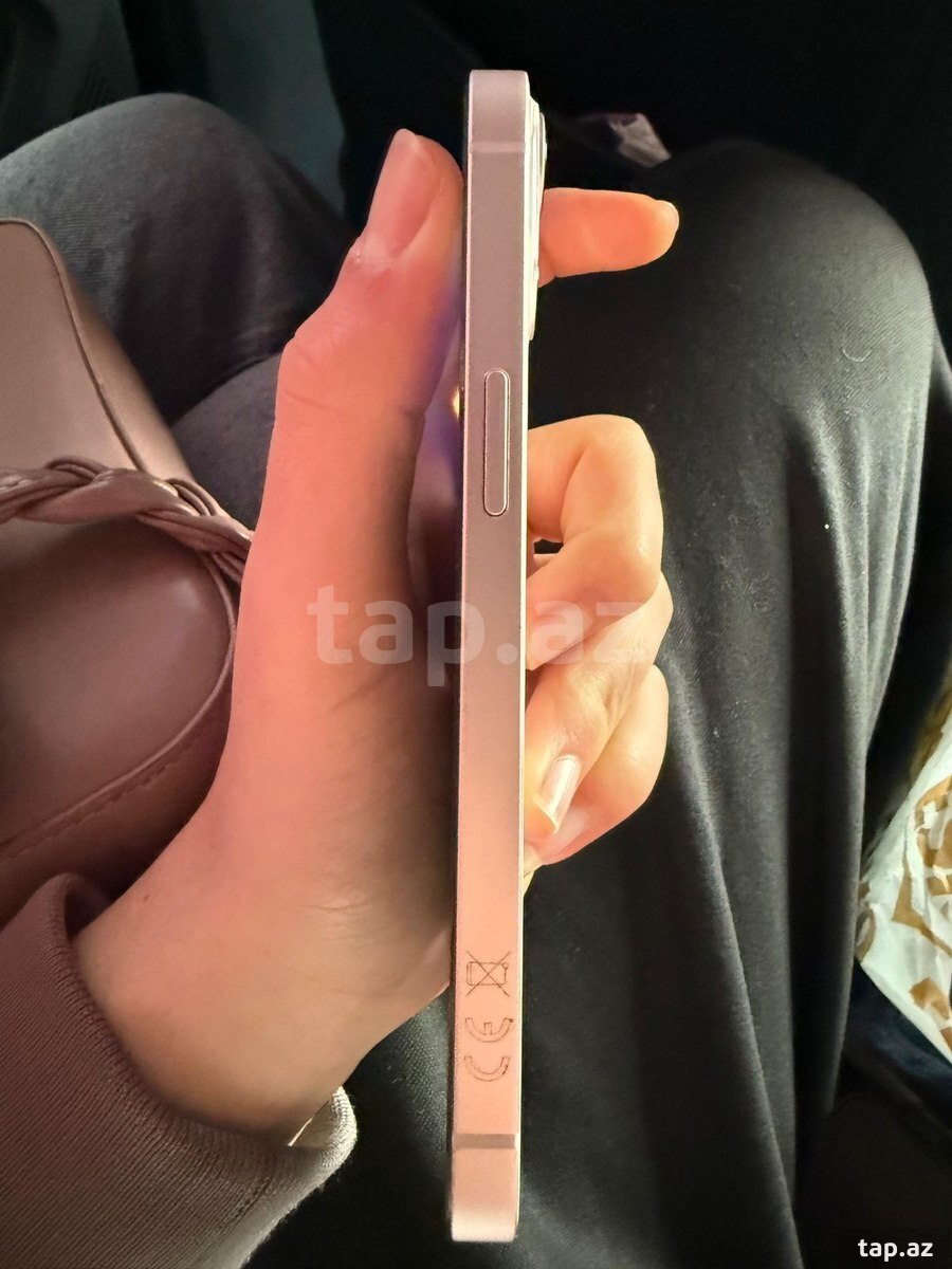 Apple iPhone 13 Pink 128GB/4GB (8)