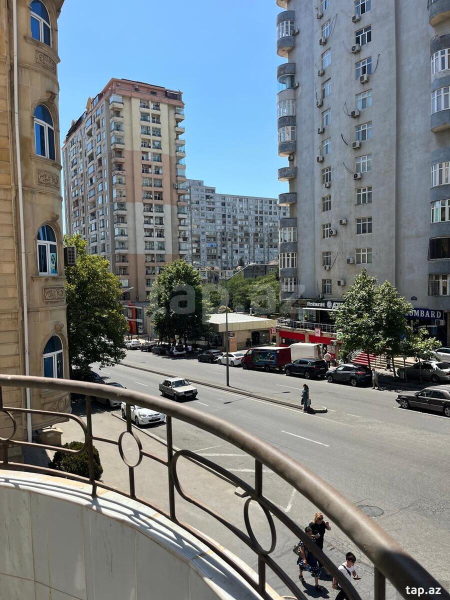 3-otaqlı yeni tikili, Asif Məhərəmov küç., 128 m² (2)
