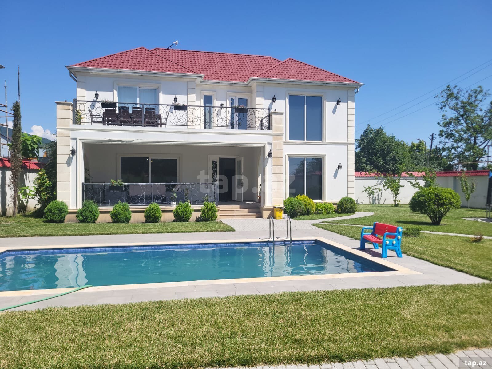 Villa kirayə verilir, Qəbələ (2)