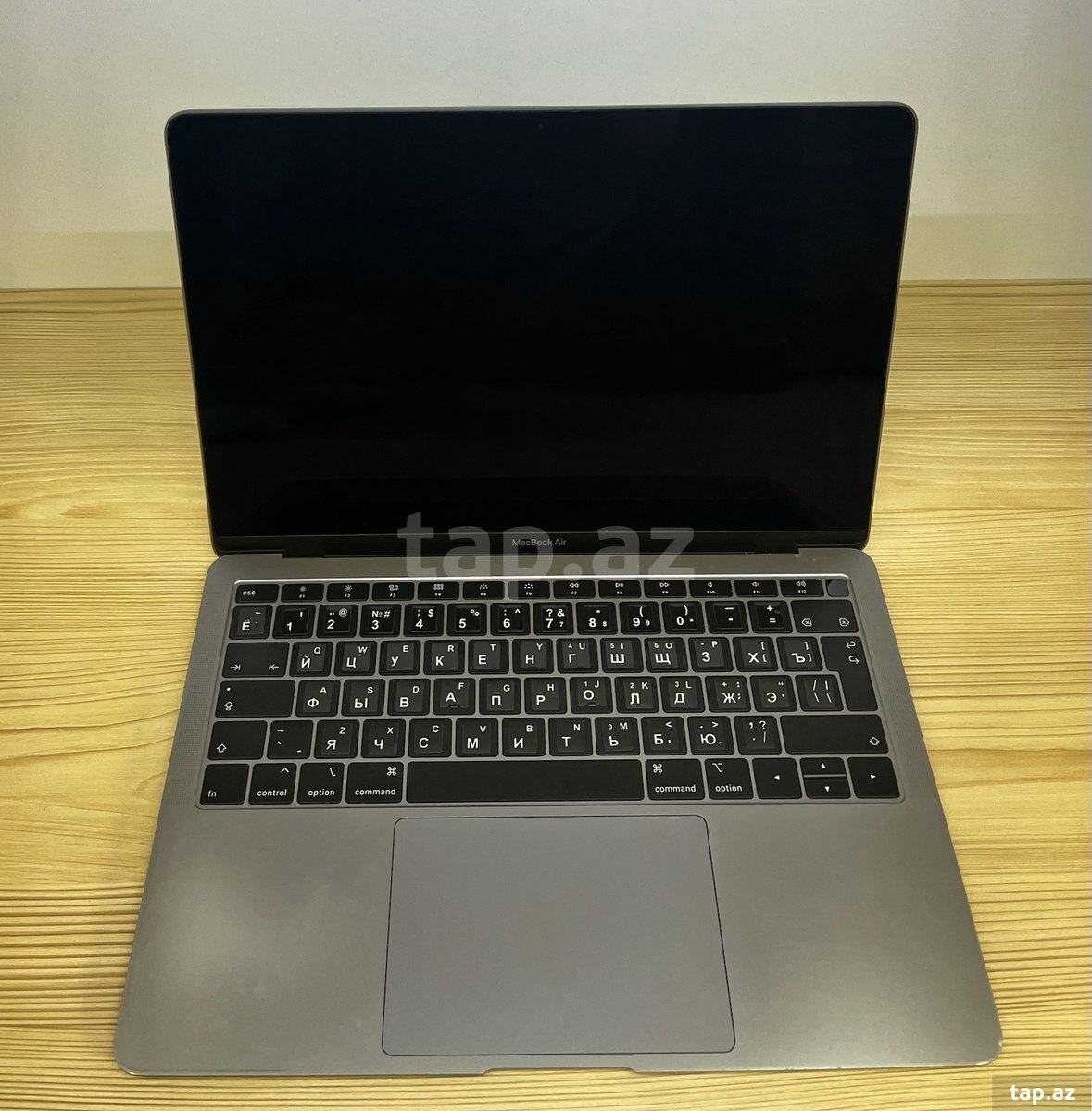 Apple MacBook Air 13-inch (2019) (3)