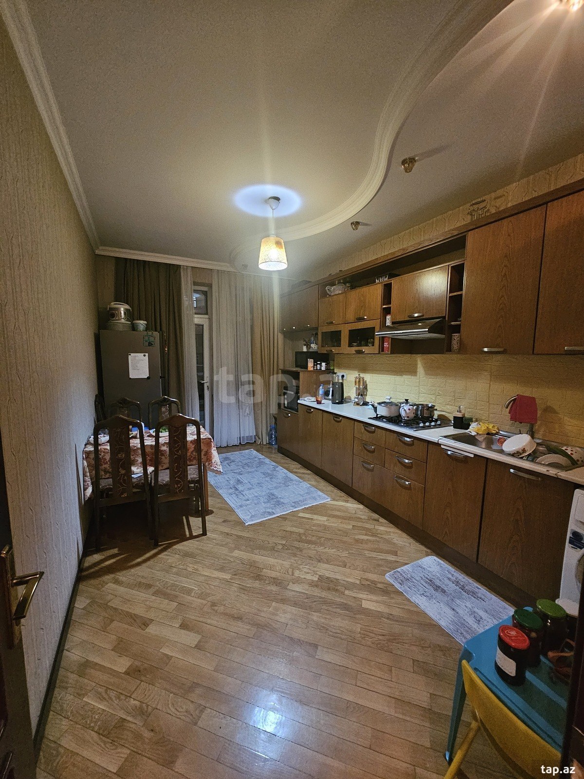 3-otaqlı yeni tikili, Şövkət Məmmədova küç., 115 m²