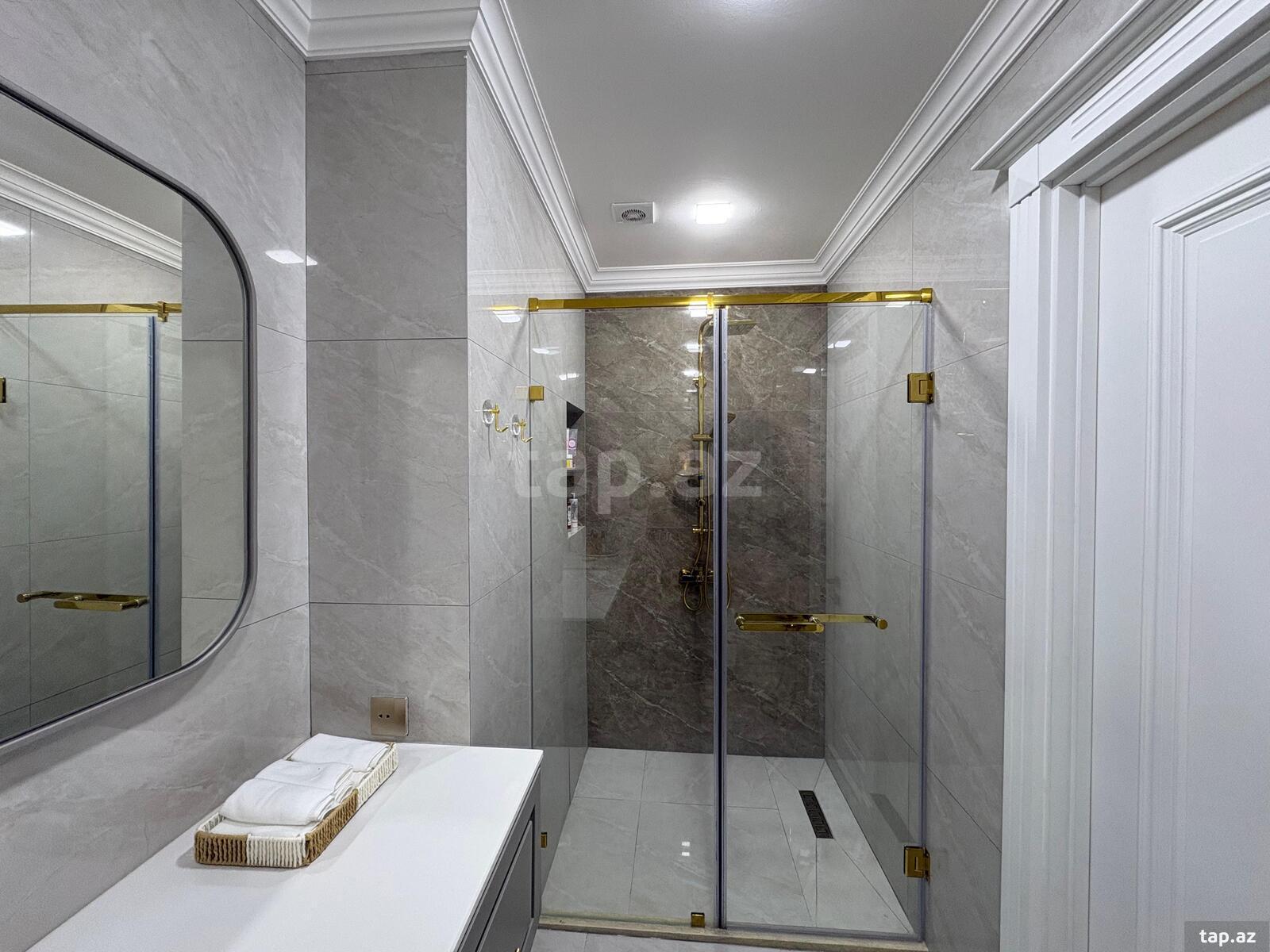 3-otaqlı yeni tikili, Ə.Dəmirçizadə küç., 118 m²