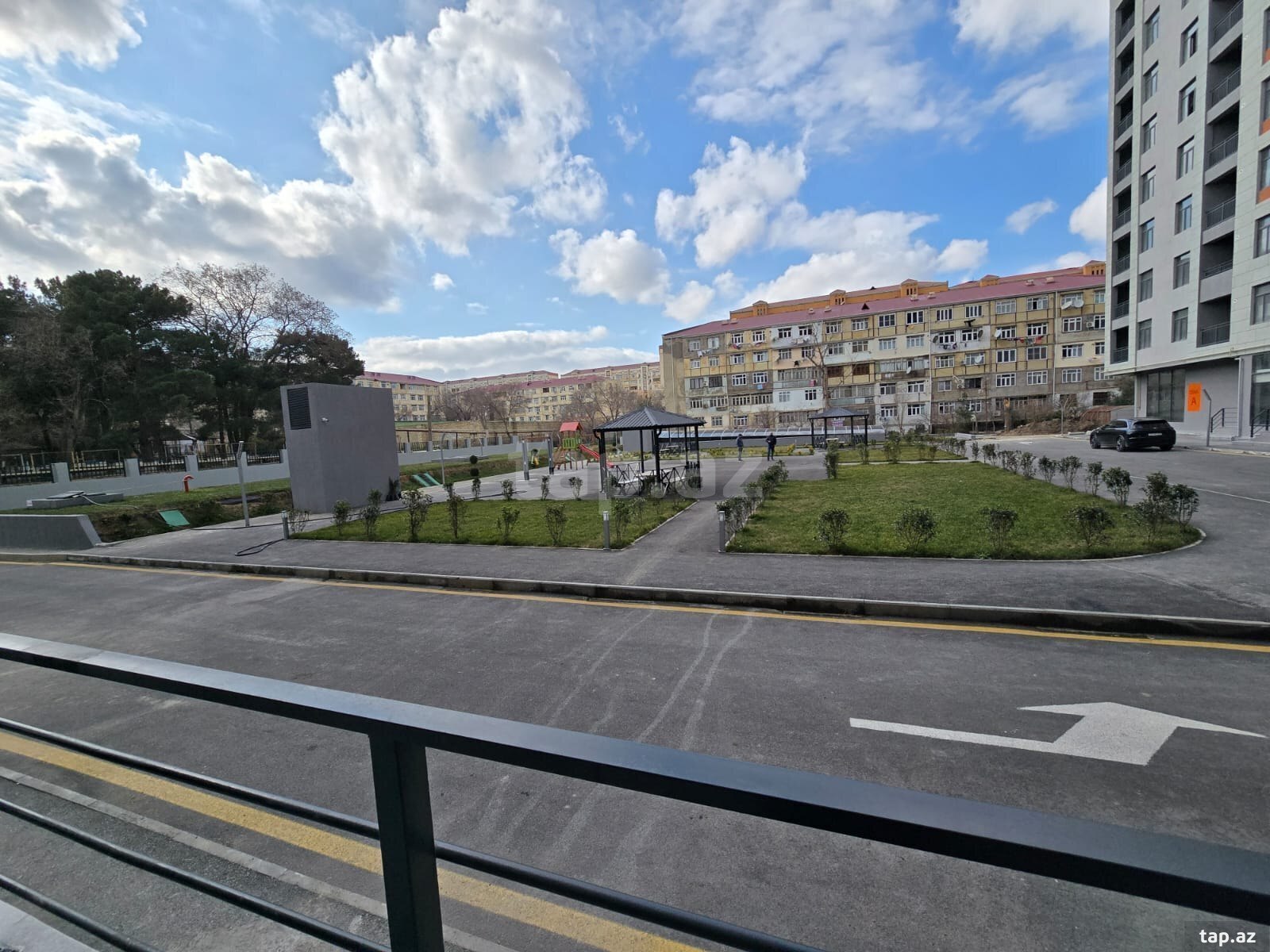 2-otaqlı yeni tikili, 10-cu mkr., 86 m² (20)