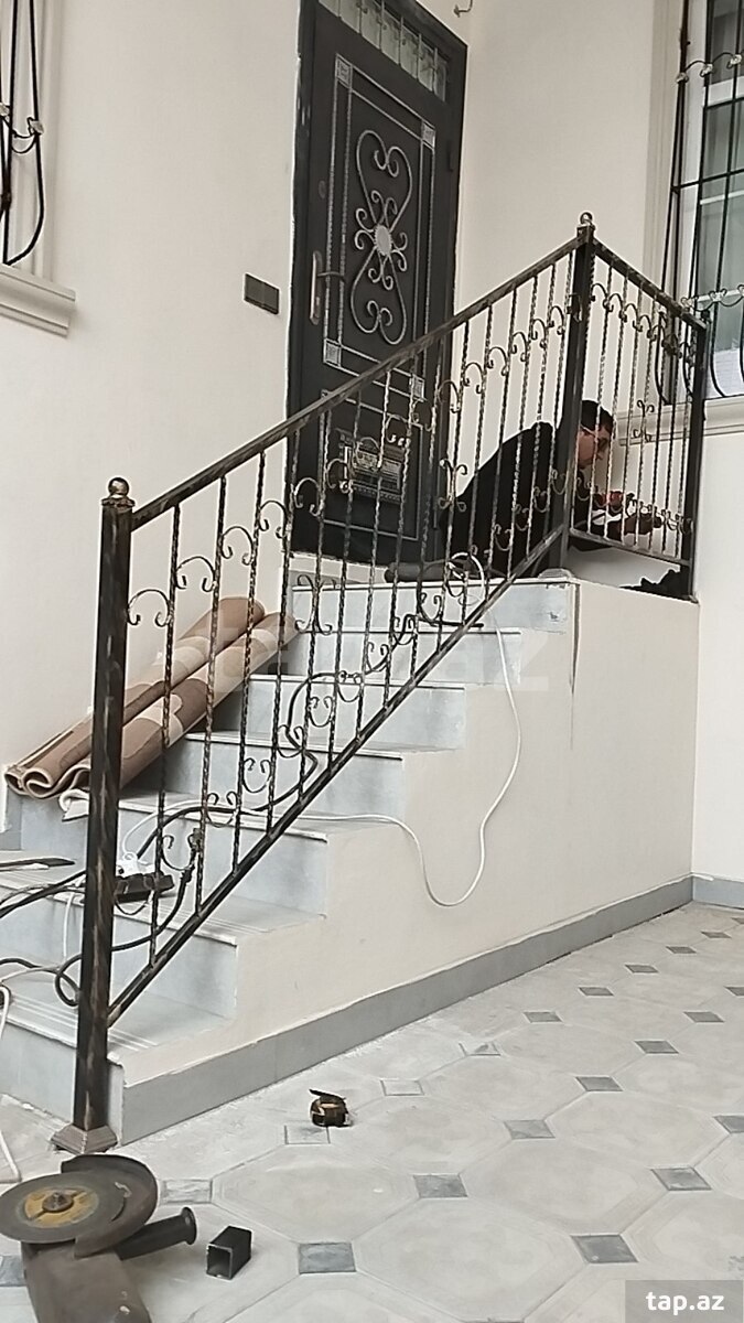 Dəmir barmaqlıqlar və məhəccərlər (35)