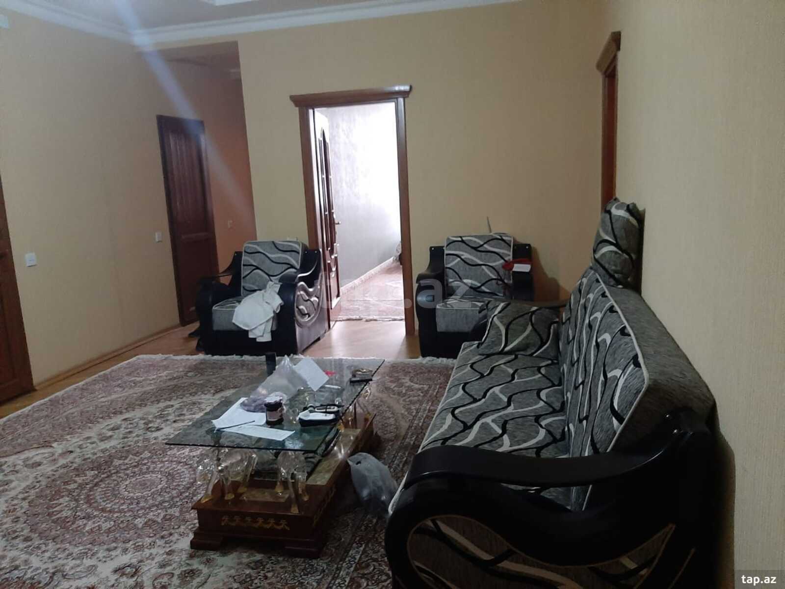 4-otaqlı yeni tikili kirayə verilir, 9 Mkr., 150 m²