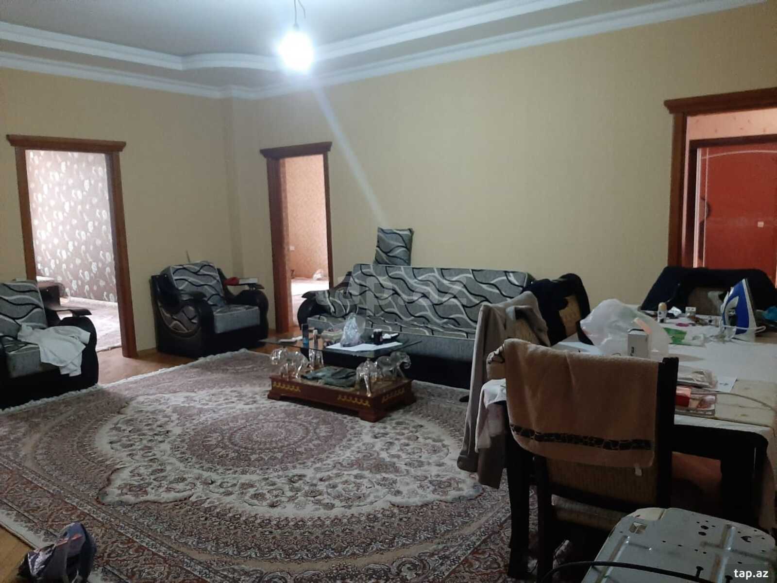 4-otaqlı yeni tikili kirayə verilir, 9 Mkr., 150 m² (2)