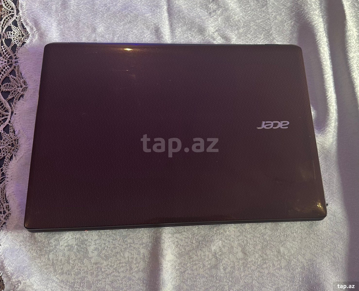 Noutbuk Acer (2)