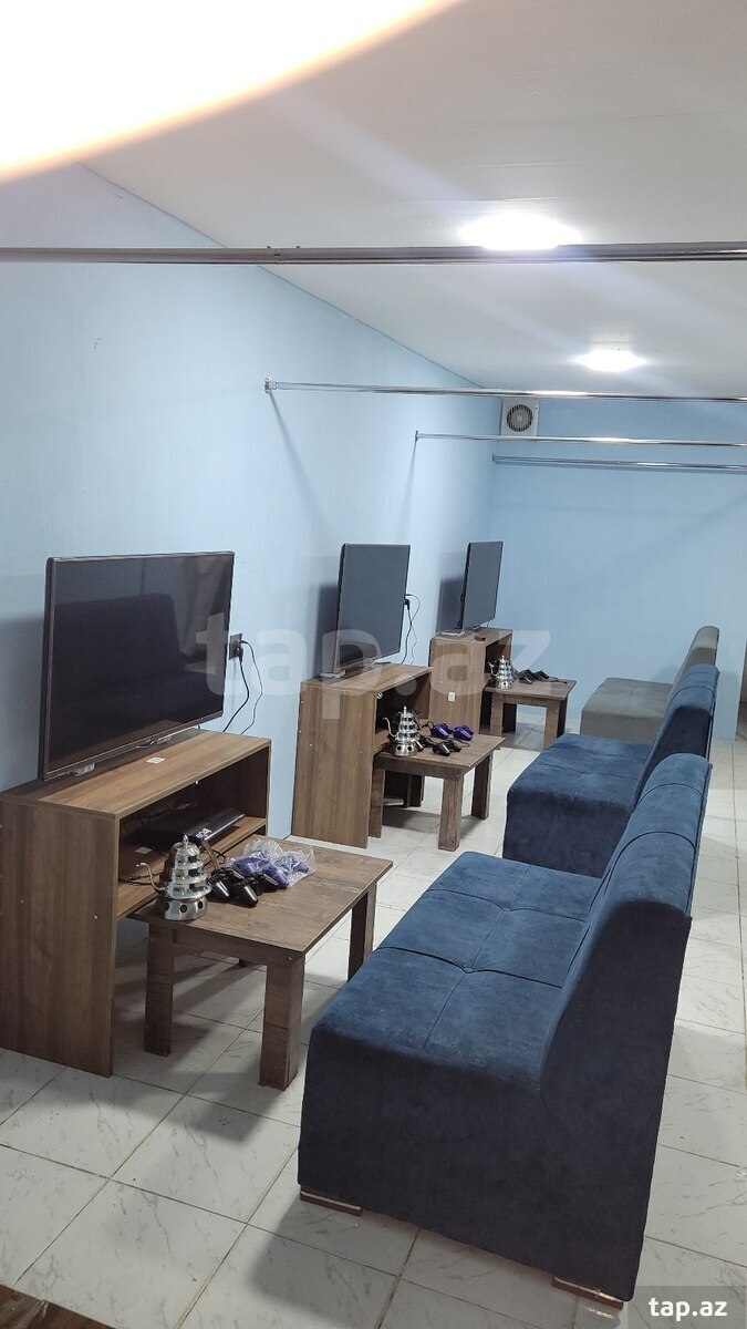 Hazır biznes (PlayStation klub avadanlığı)