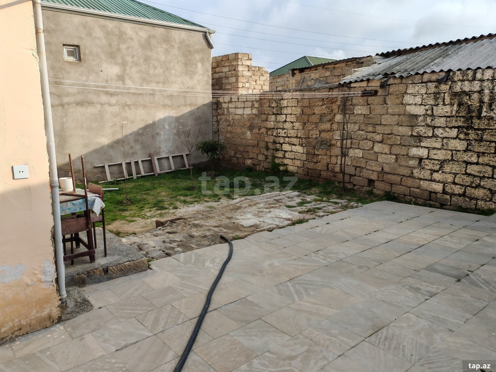 Həyət evi, Binə qəs. (3)