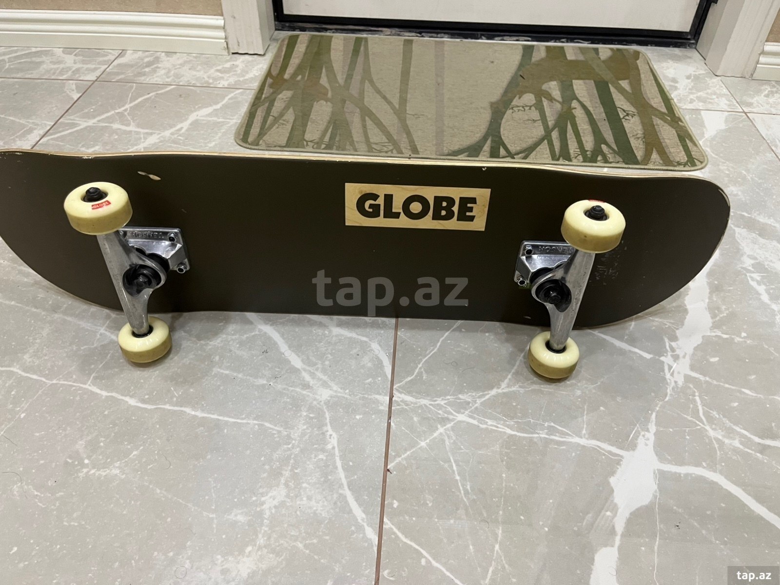 Globe skeytboard Avstraliya