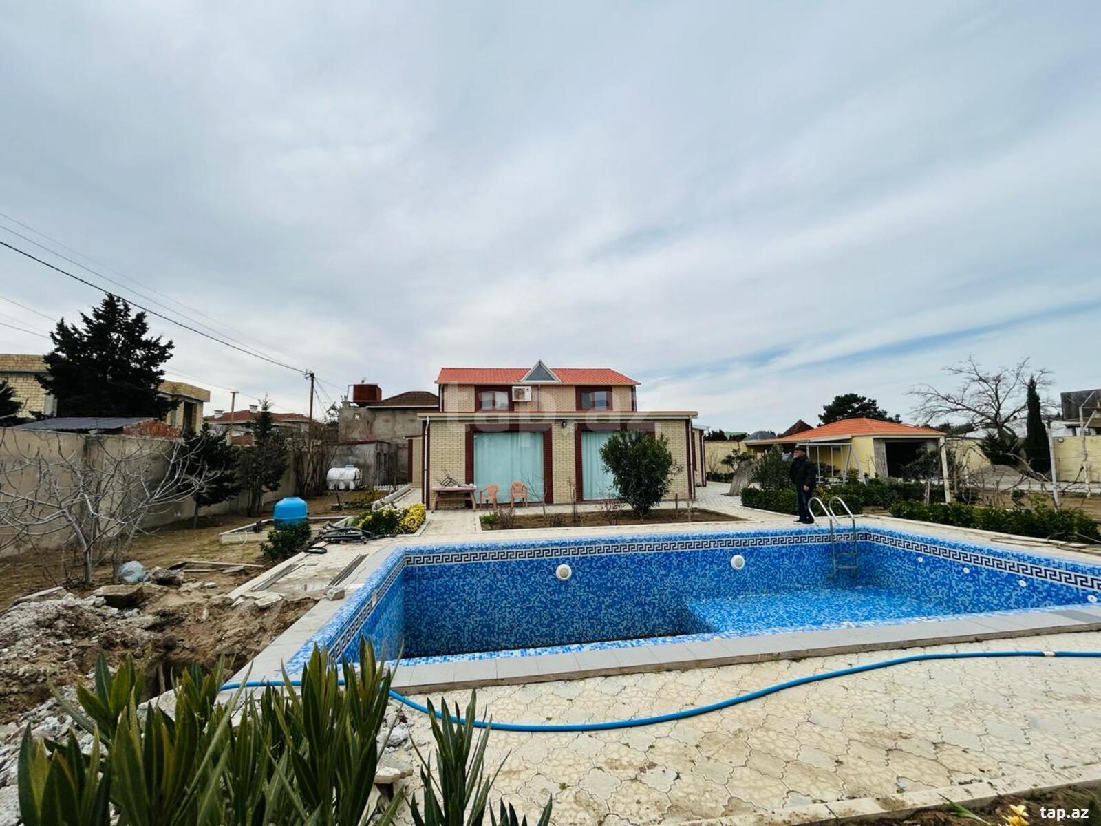 Bağ evi, Mərdəkan qəs. (18)