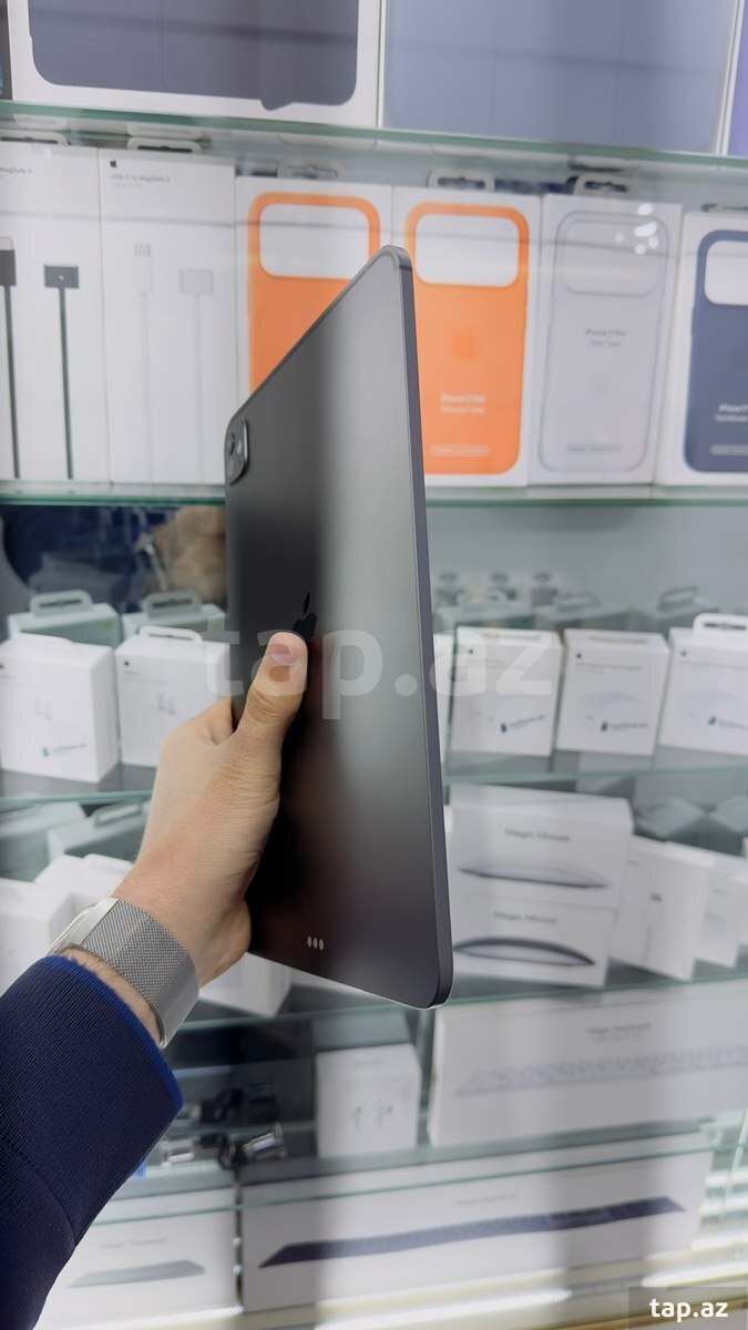 iPad Pro 11'Inch M5 256 GB Space Black (2)