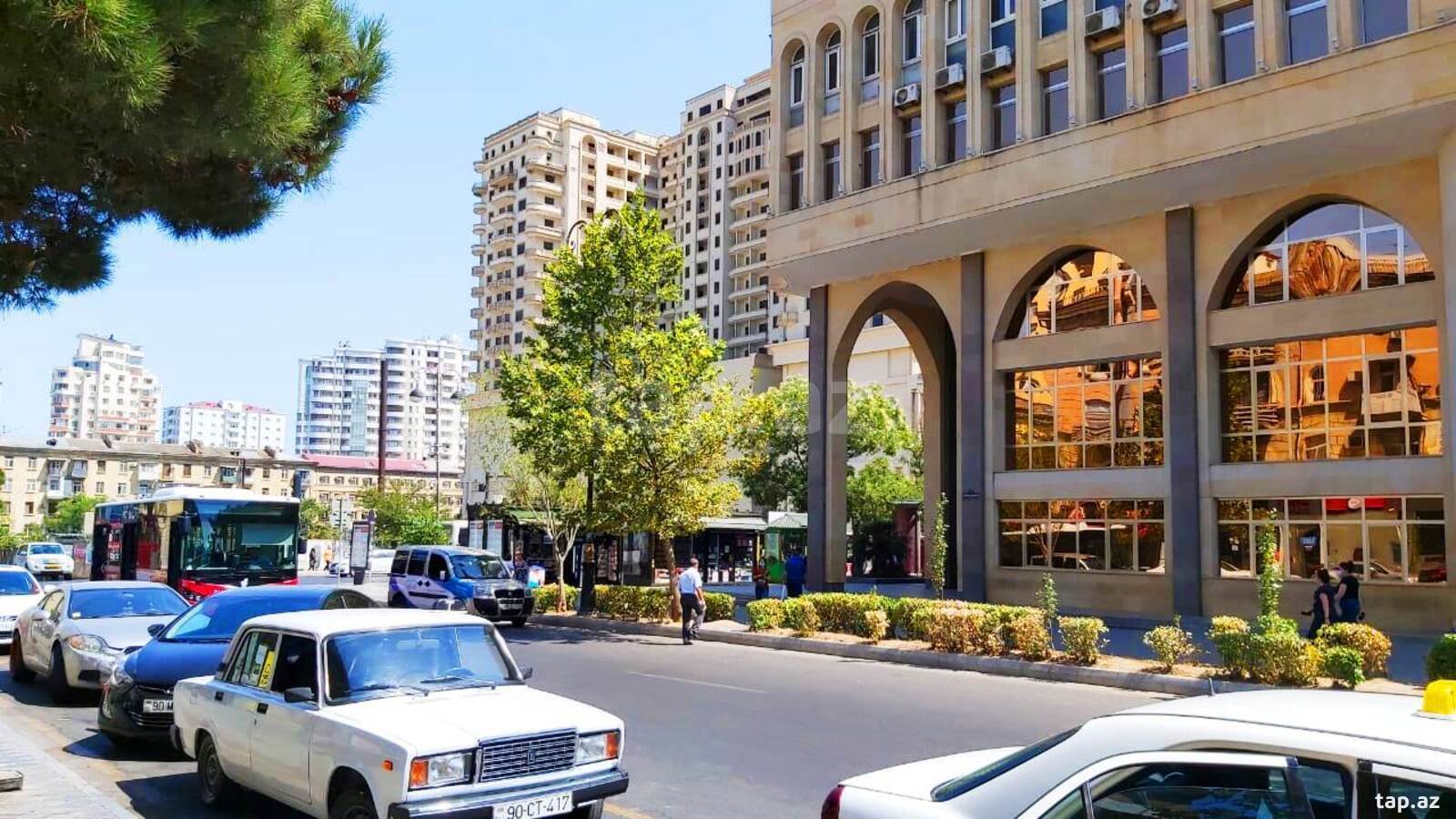 Ofis icarəyə verilir, Elmlər Akademiyası m. (16)