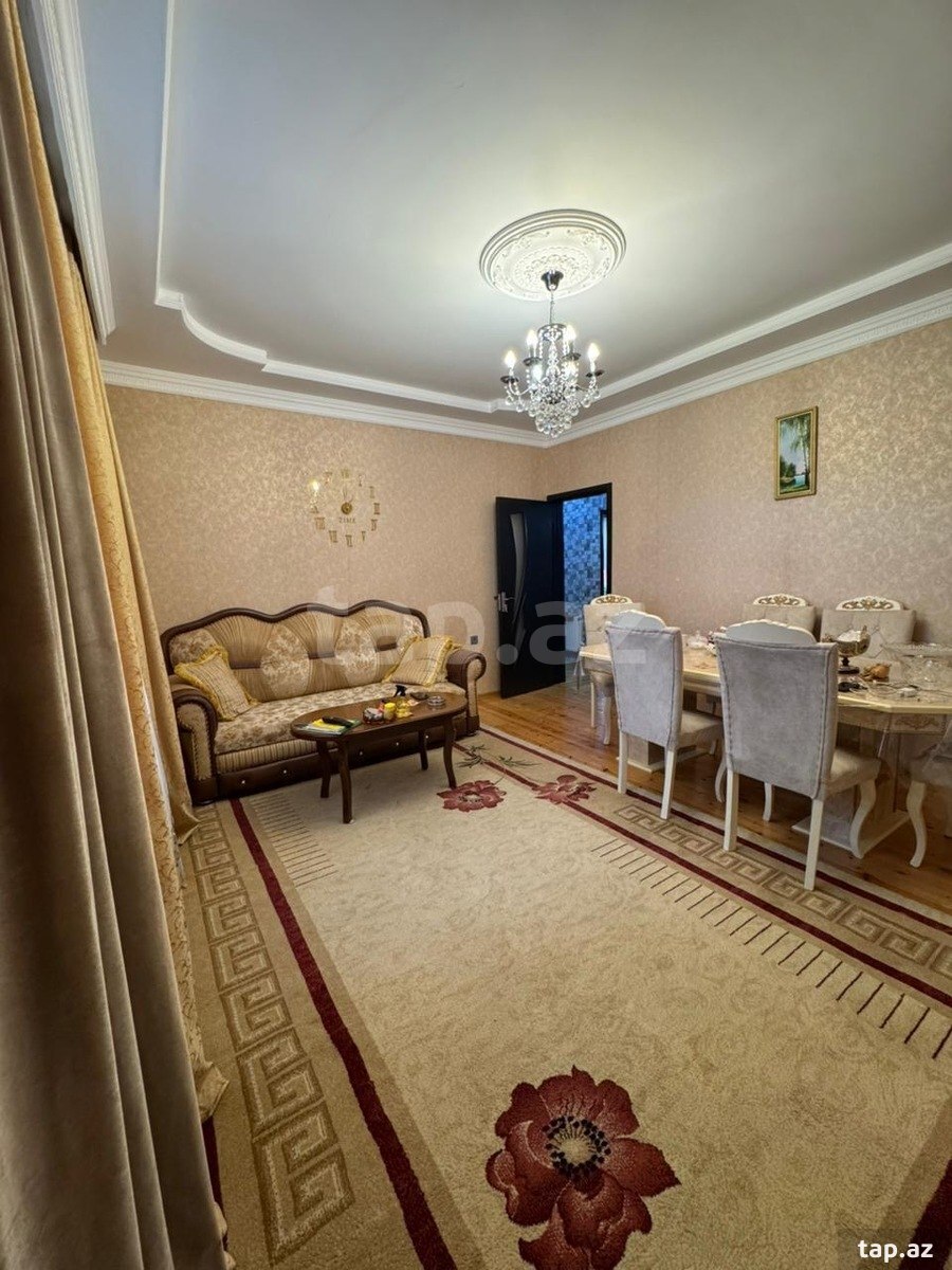 Həyət evi, Binə qəs. (8)
