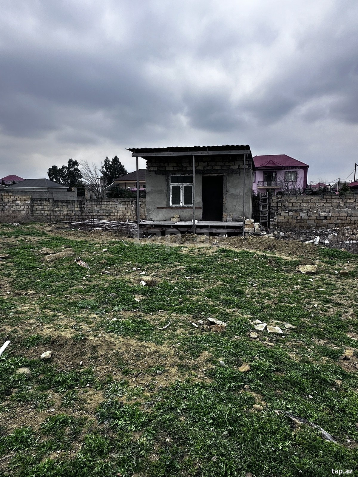 2 sot torpaq sahəsi, Novxanı qəs.