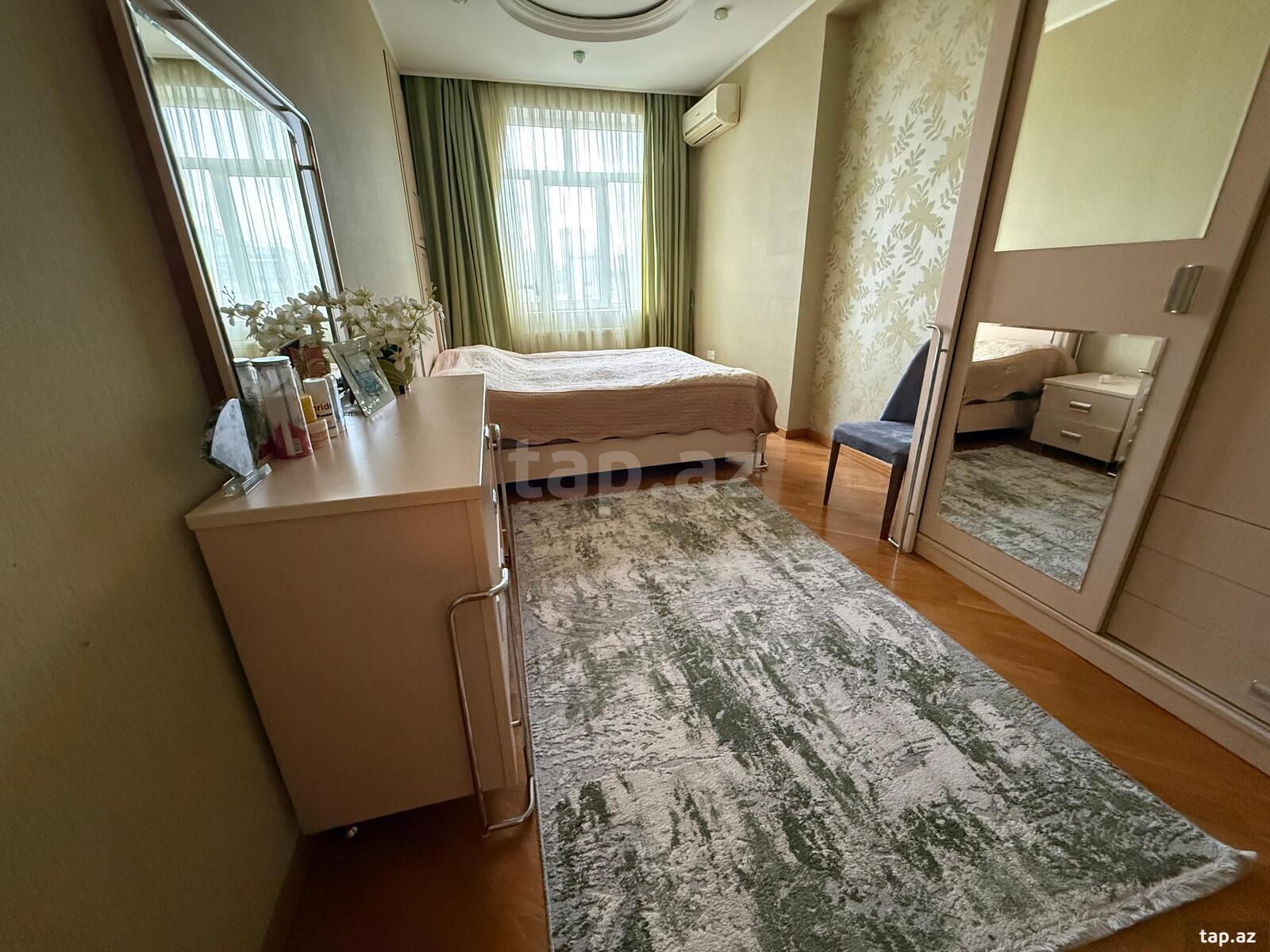 4-otaqlı yeni tikili, Mir Cəlal küç., 140 m² (9)