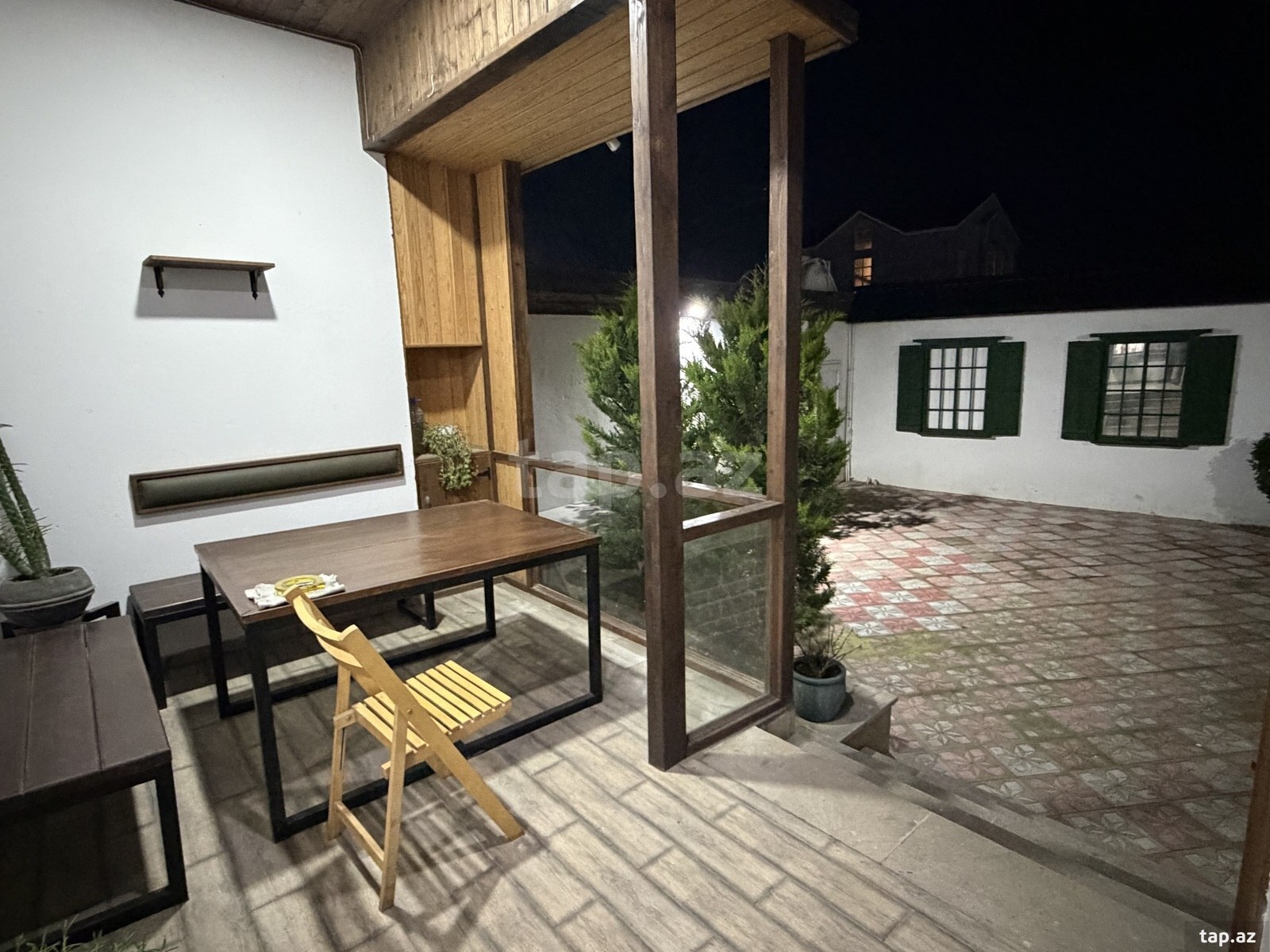 Bağ evi, Buzovna qəs. (5)
