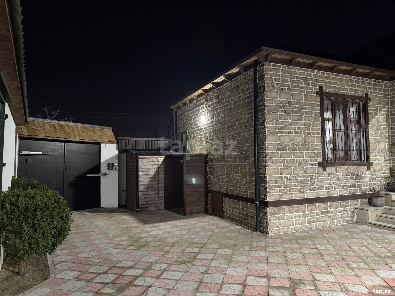 Bağ evi, Buzovna qəs. (2)