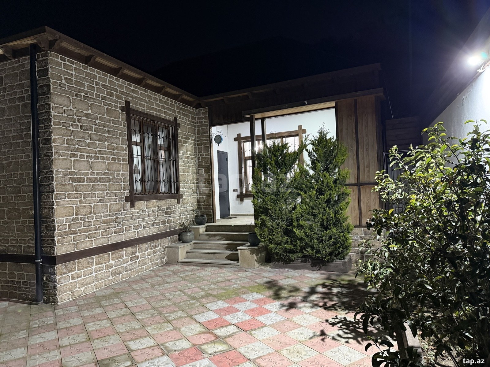 Bağ evi, Buzovna qəs.