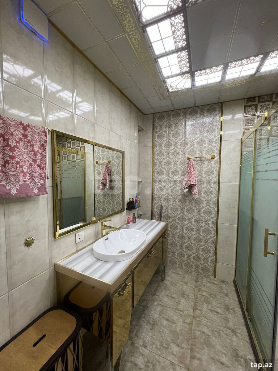 3-otaqlı yeni tikili, Moskva pr.3168, 140 m²