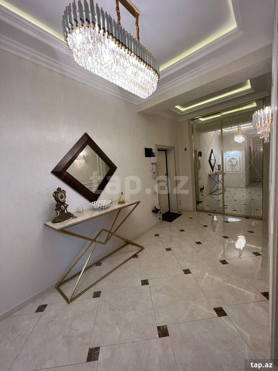 3-otaqlı yeni tikili, Moskva pr.3168, 140 m²