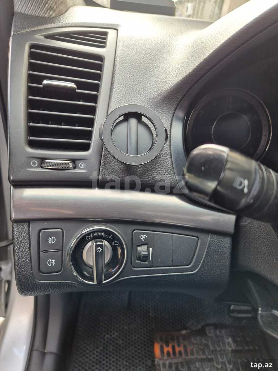 Hyundai i40, 2012 il (16)