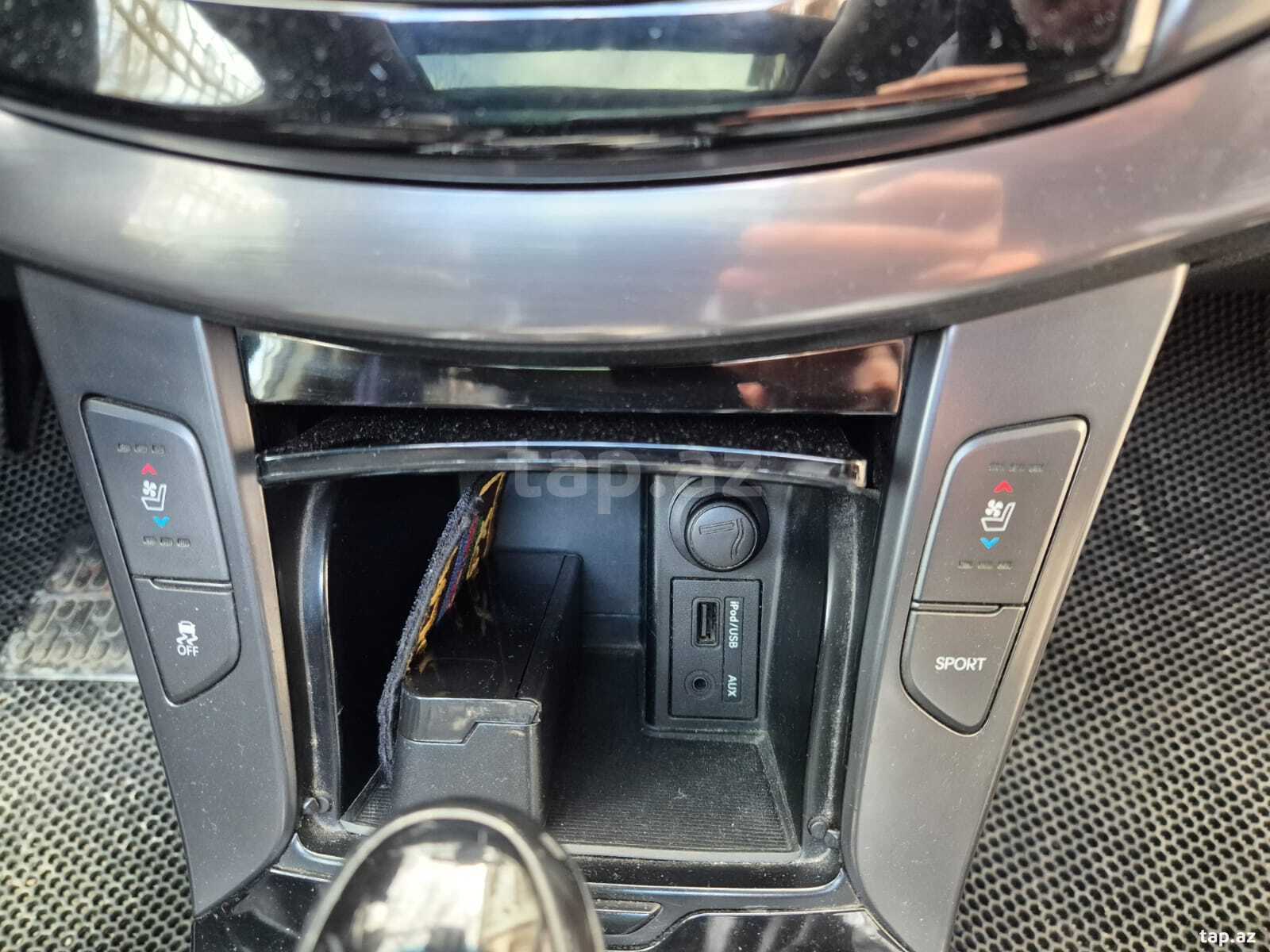 Hyundai i40, 2012 il (9)
