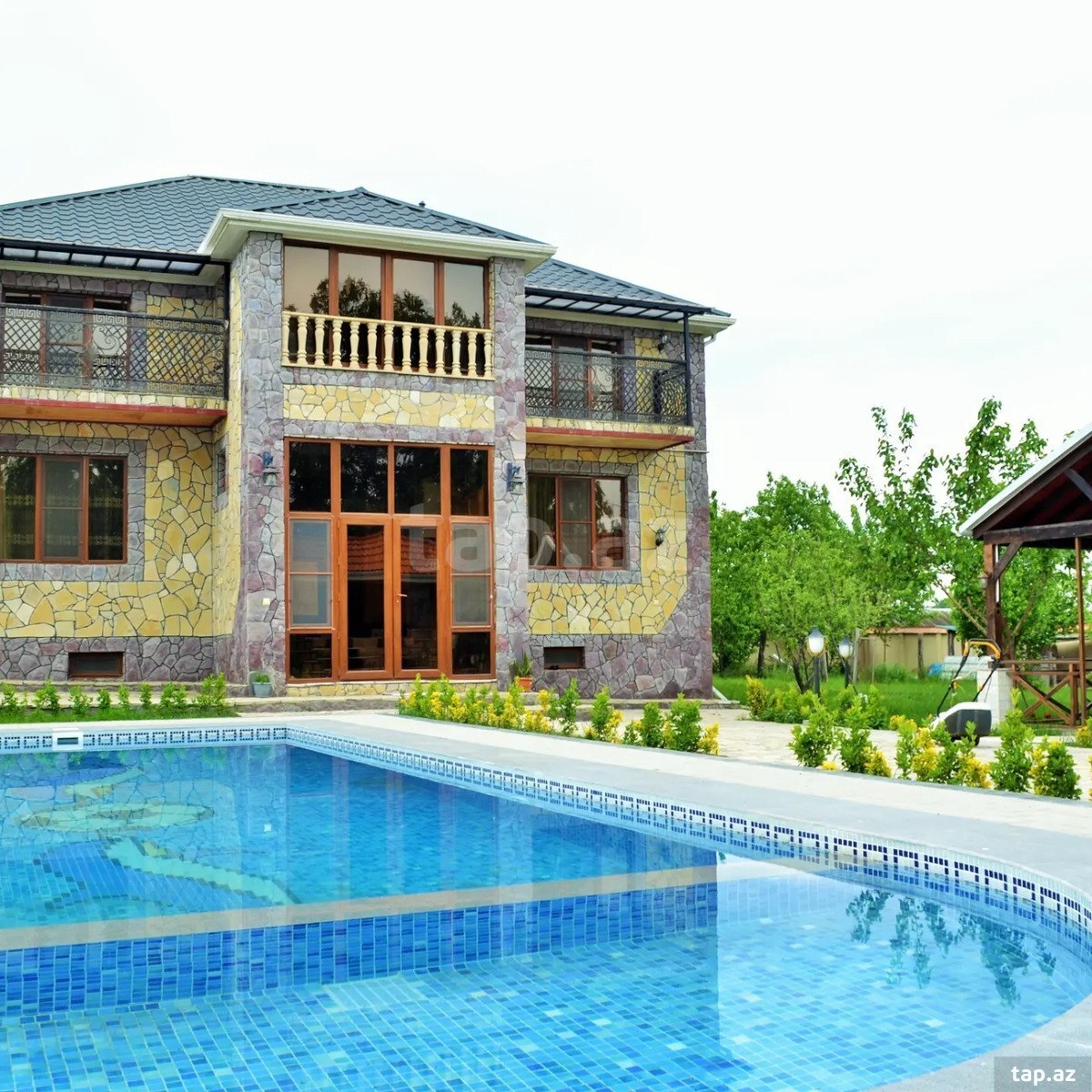 Villa kirayə verilir, Vəndam qəs. (3)