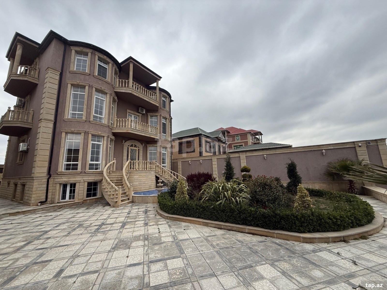 Həyət evi, Fatmayı qəs. (6)