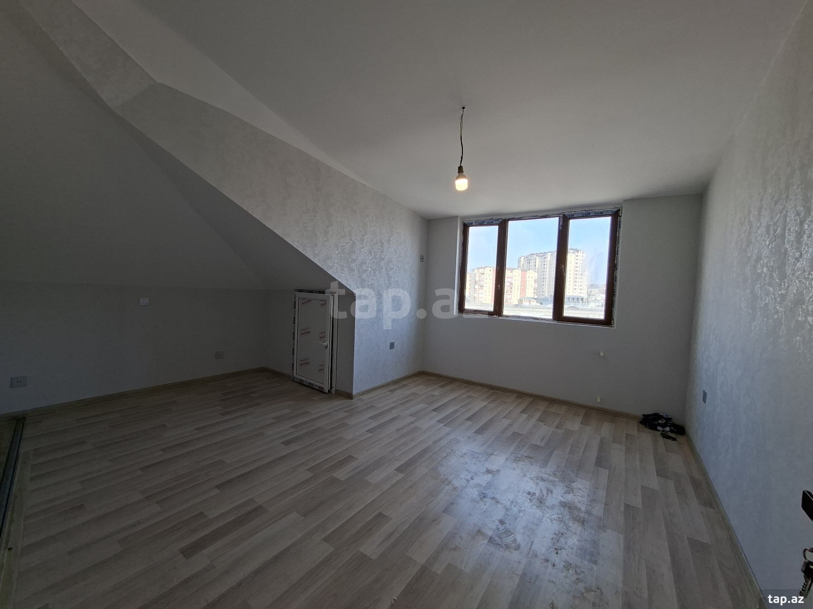 2 otaqlı mənzil satılır, Xırdalan