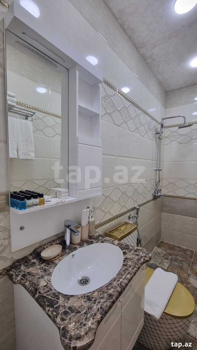 2-otaqlı mənzil kirayə verilir, İçəri şəhər m., 75 m² (12)
