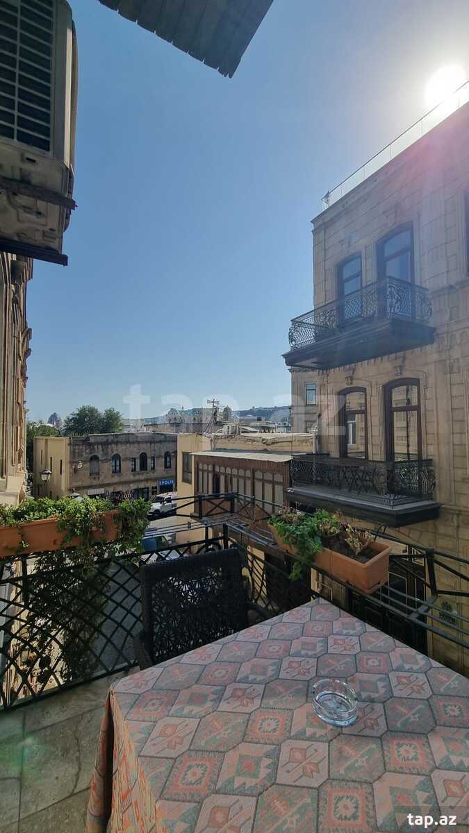 2-otaqlı mənzil kirayə verilir, İçəri şəhər m., 75 m² (6)