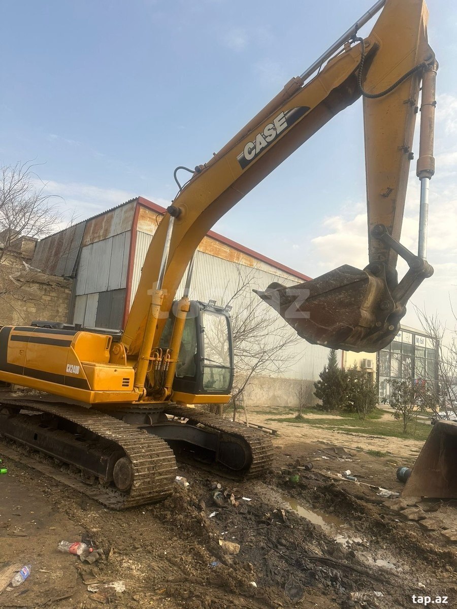 Ekskavator, 2010 il (2)