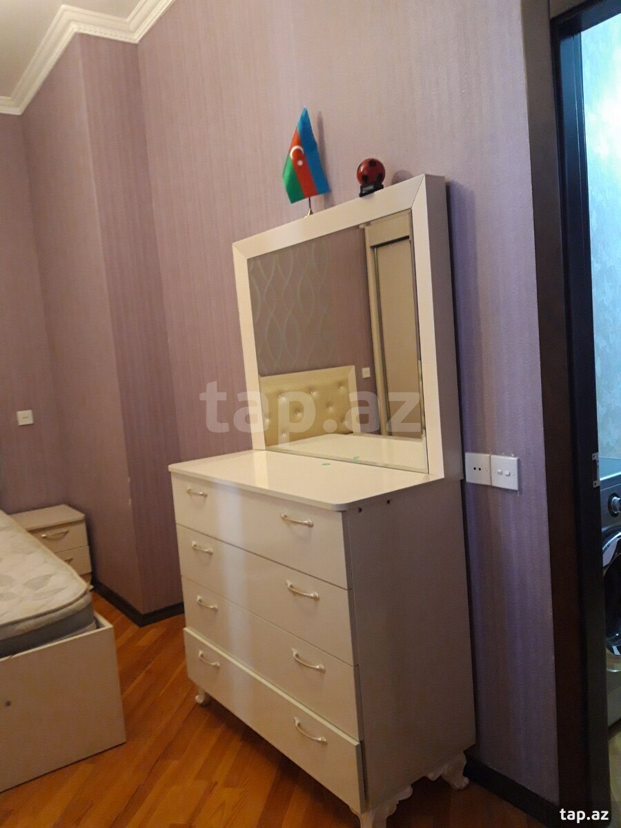 2-otaqlı yeni tikili, Əhmədli m., 70 m²