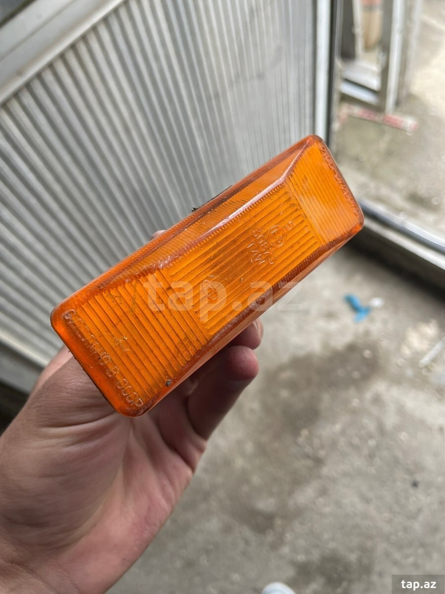 LADA (VAZ) 2106 dönmə işığı