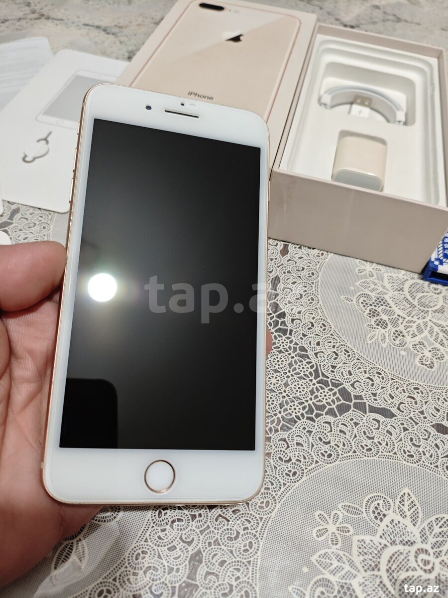 Apple iPhone 8 Plus Gold 64GB (2)