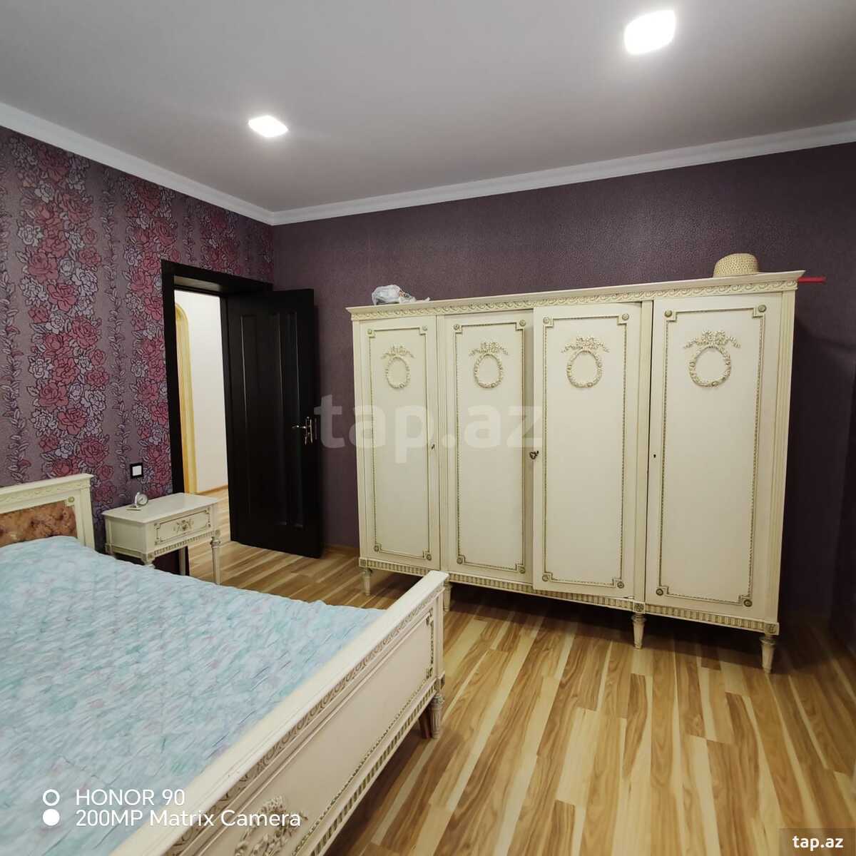 Həyət evi, Buzovna qəs. (20)