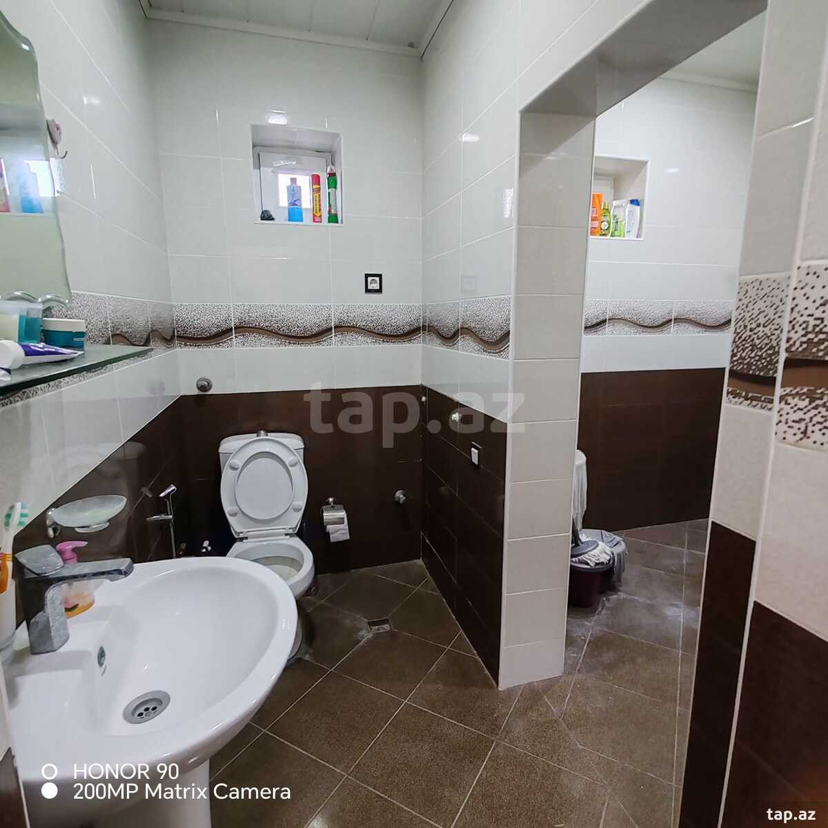 Həyət evi, Buzovna qəs. (30)