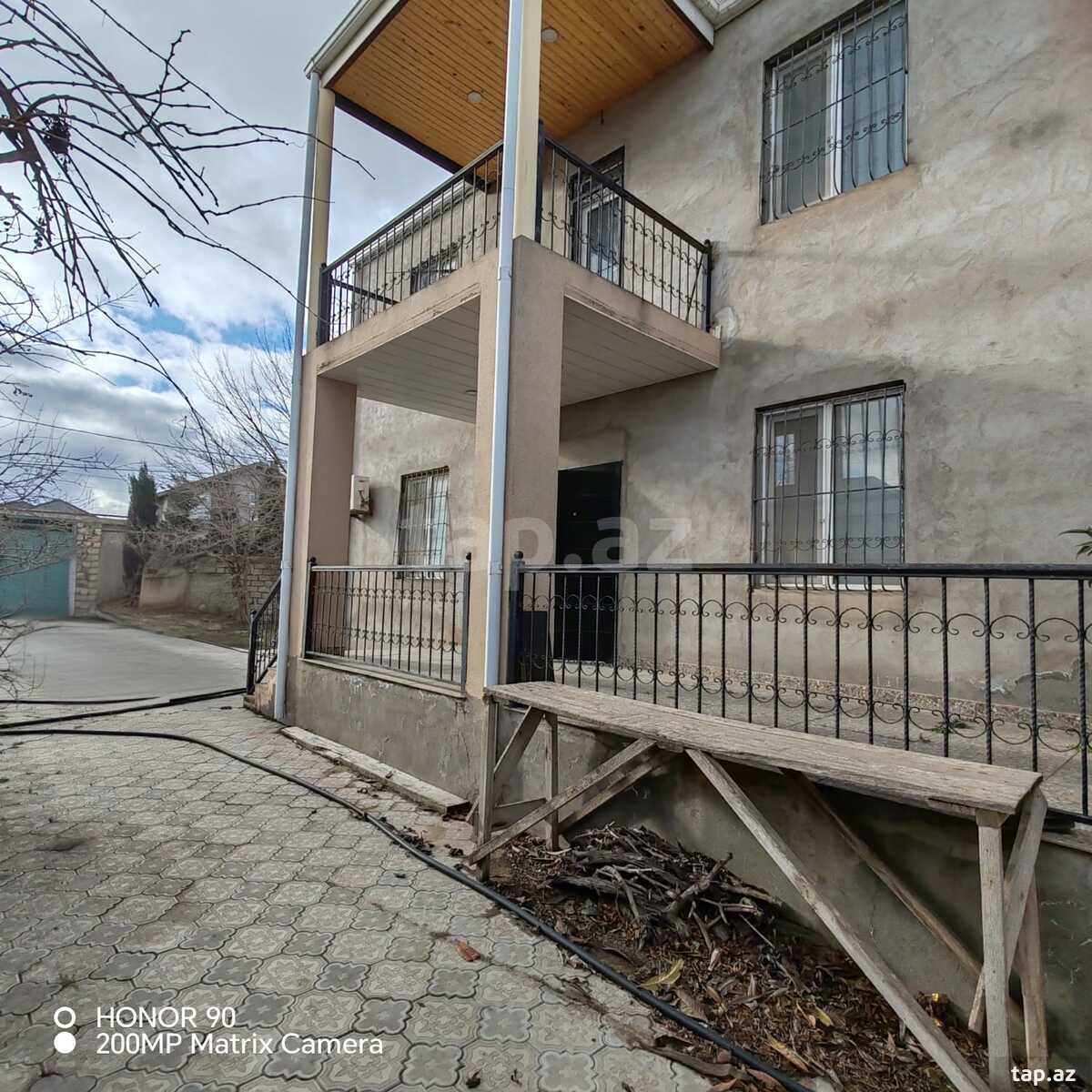 Həyət evi, Buzovna qəs. (4)